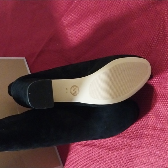 Size 11 Michael Kors Platform Boots - Picture 6 of 10